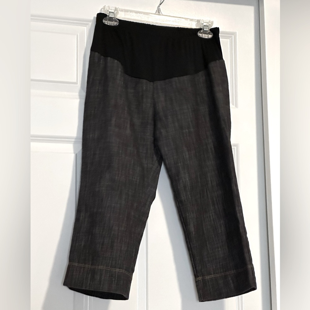 Dark Gray My Little Bump Maternity Dress Capris. Size XL